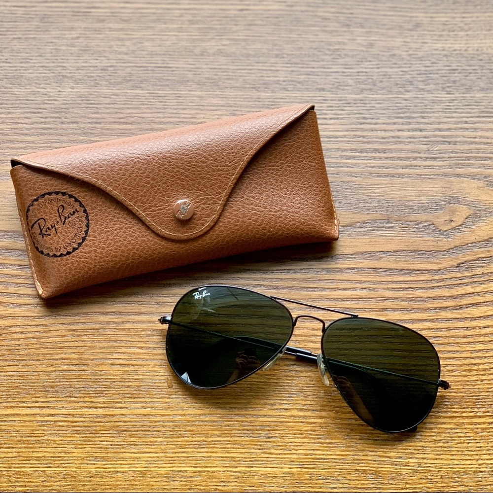 Ray-Ban Classic Aviator Black - Like New